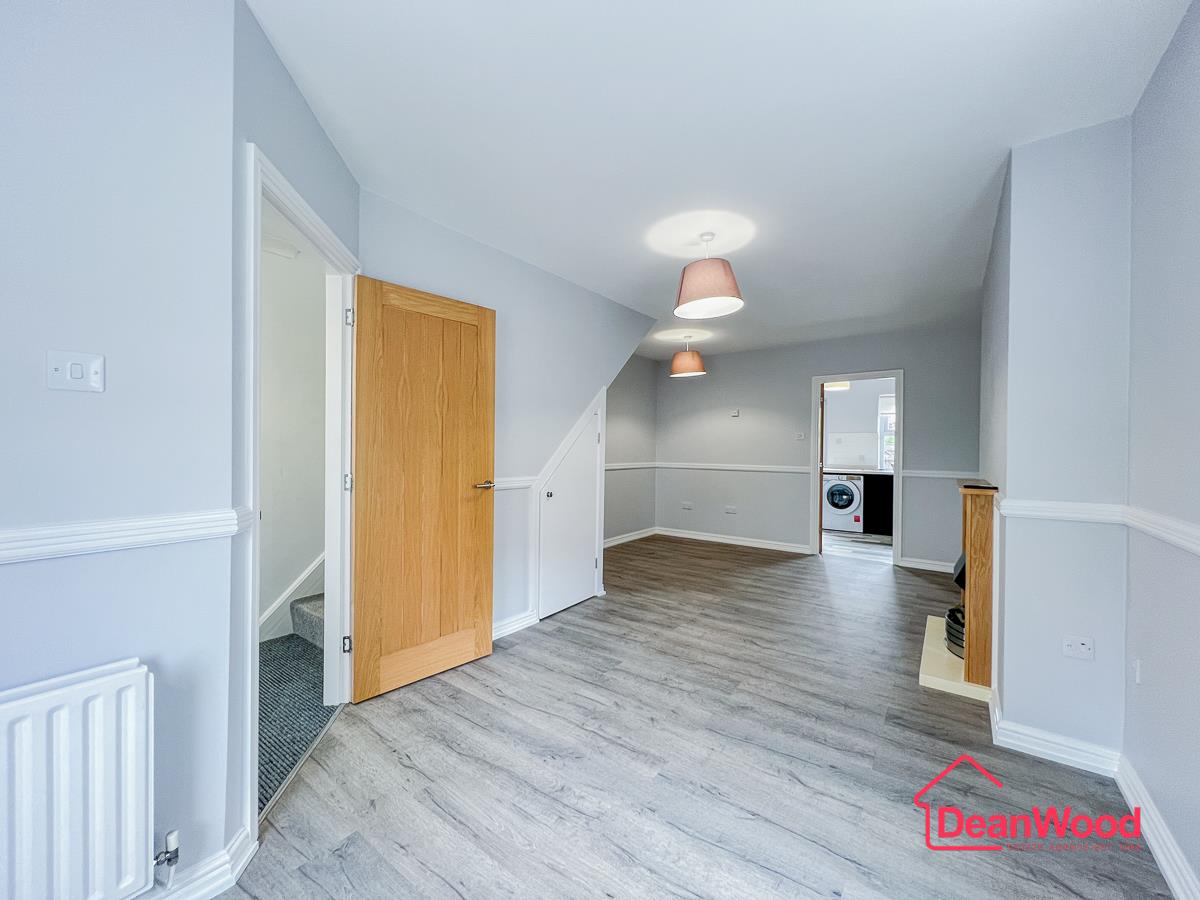 20 Berry Woods Avenue, Douglas, Isle Of Man. — Photo 5 of 19