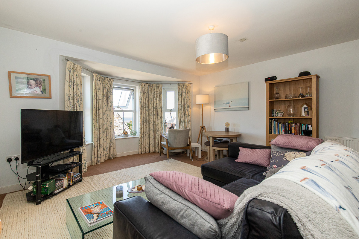 Waterloo Road, Isle Of Man, IM8 1, Ramsey. — Photo 4 of 28