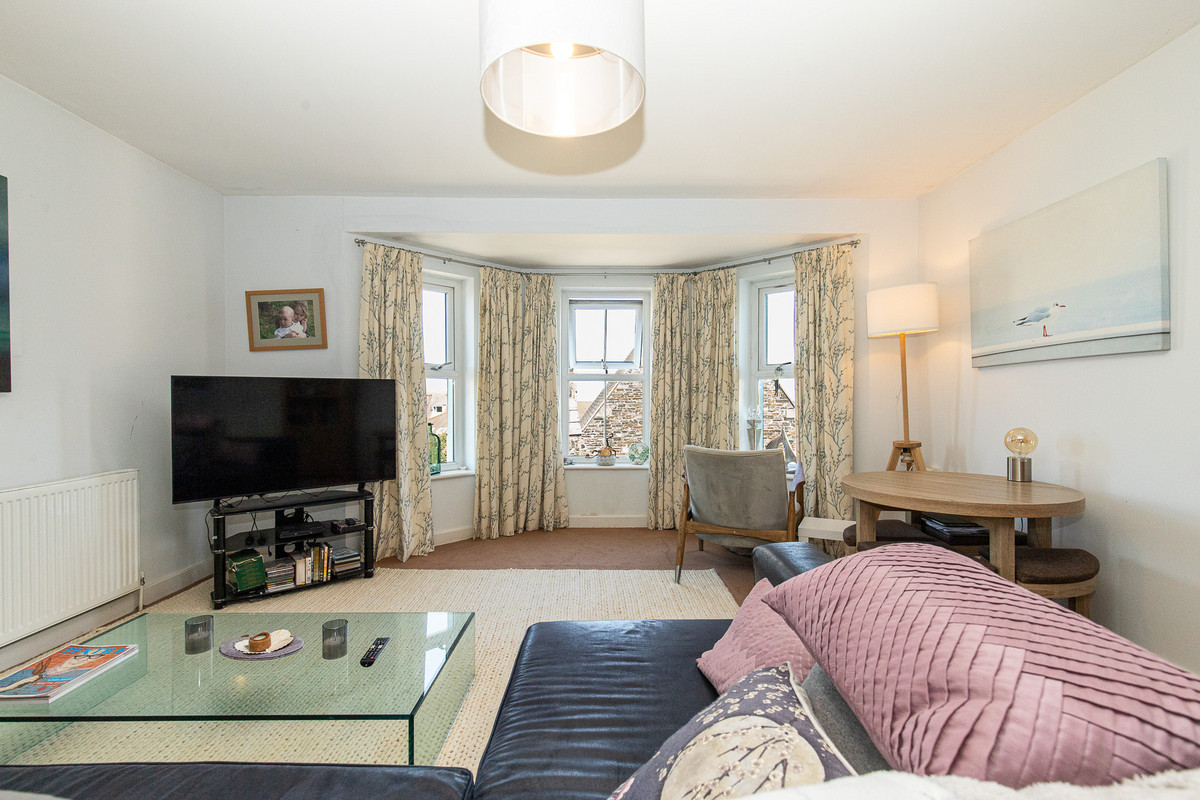 Waterloo Road, Isle Of Man, IM8 1, Ramsey. — Photo 5 of 28