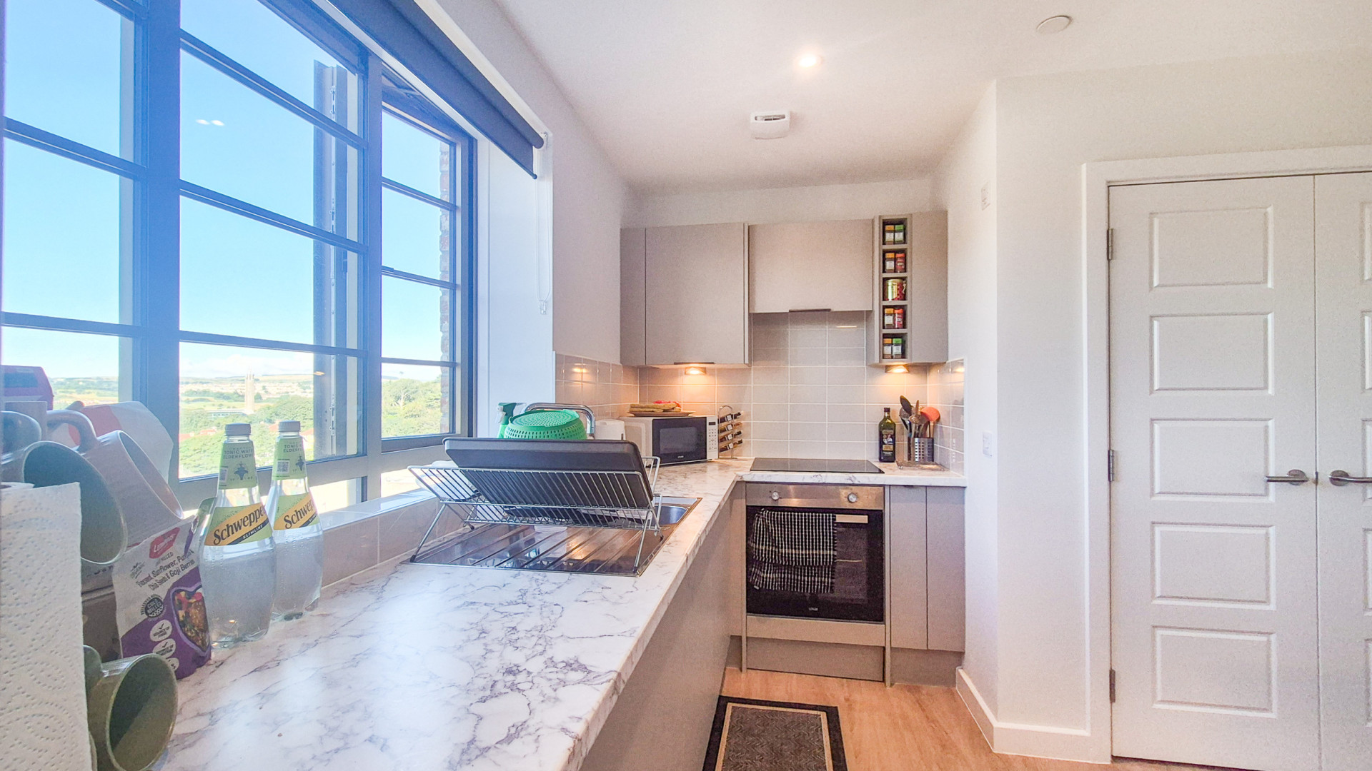 Apt. 31 Thie Clag, Westmoreland Road, Douglas, IM1 4AJ. - Photo 4 of 13