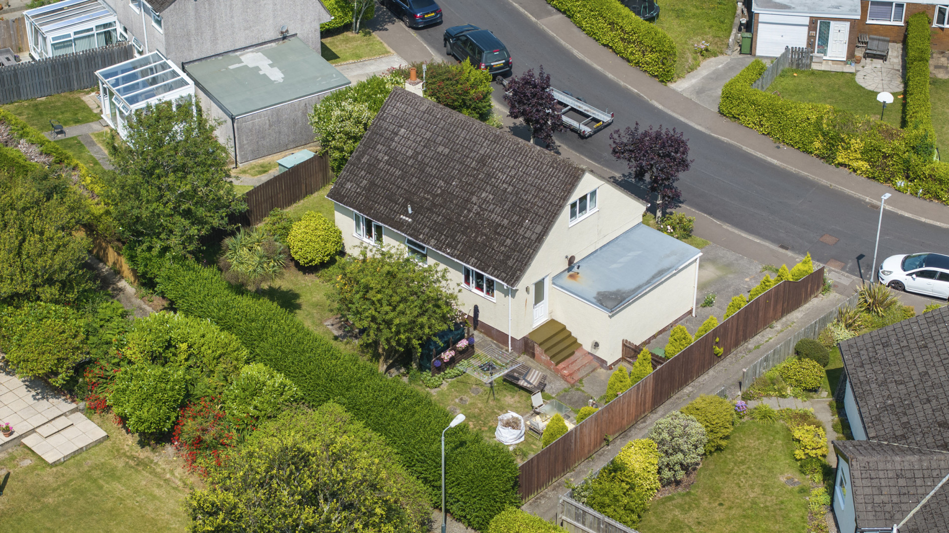 17 Cronk Avenue, Birch Hill, Onchan, IM3 3DG. - Photo 2 of 21