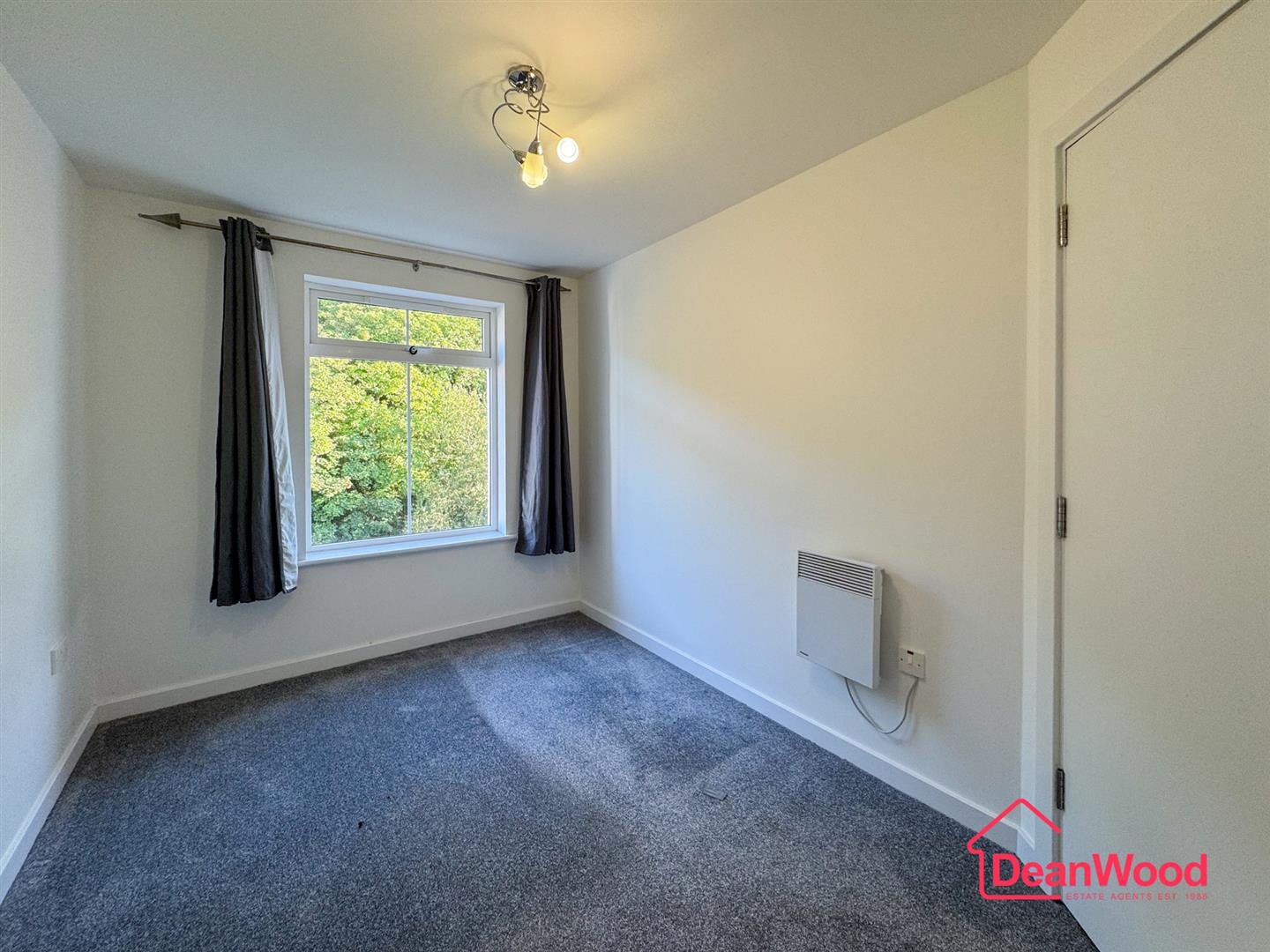 74 Queens Apartments, Douglas, Isle of Man. - Photo 2 of 10
