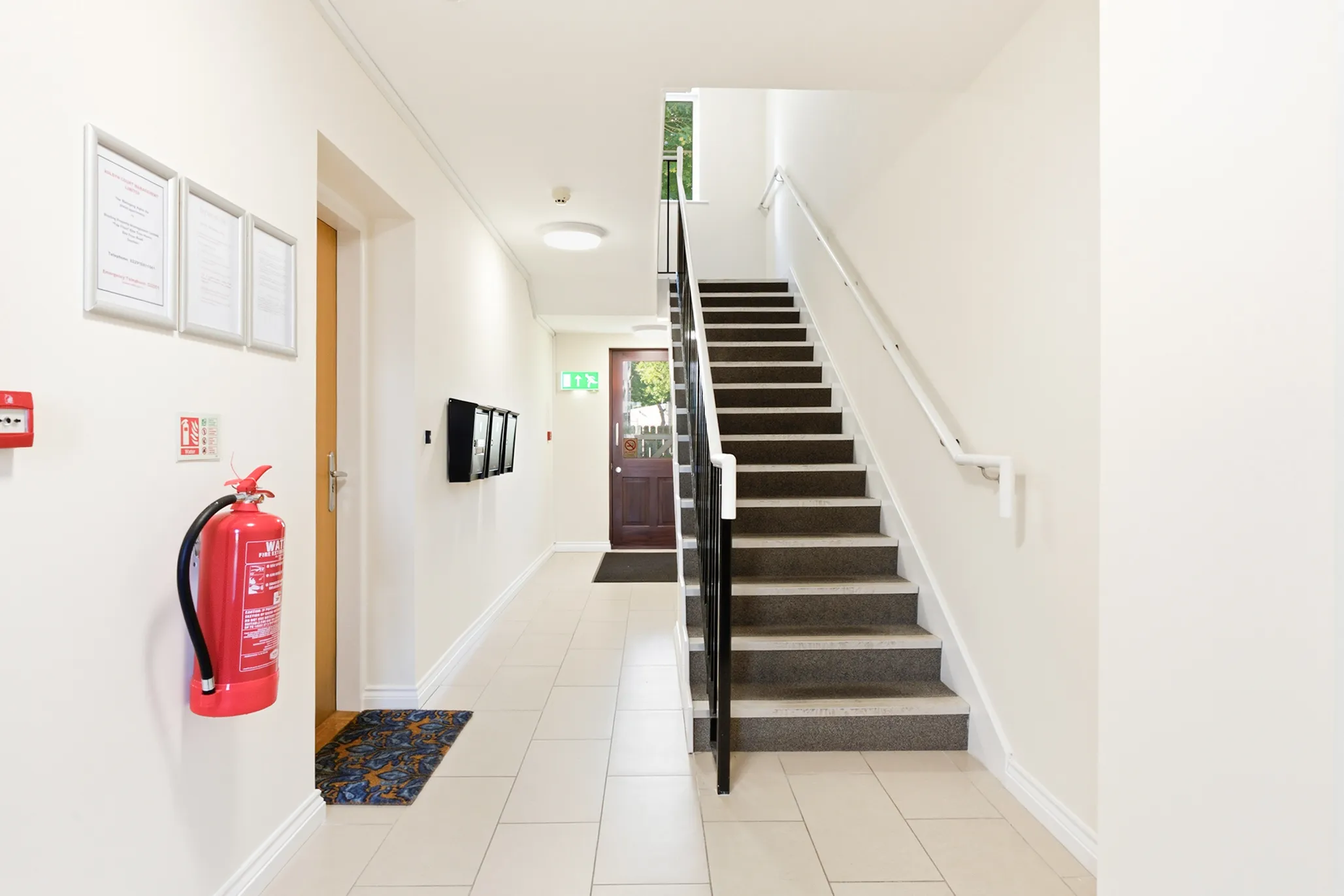 1 Auldyn Court, Ramsey. - Photo 3 of 5