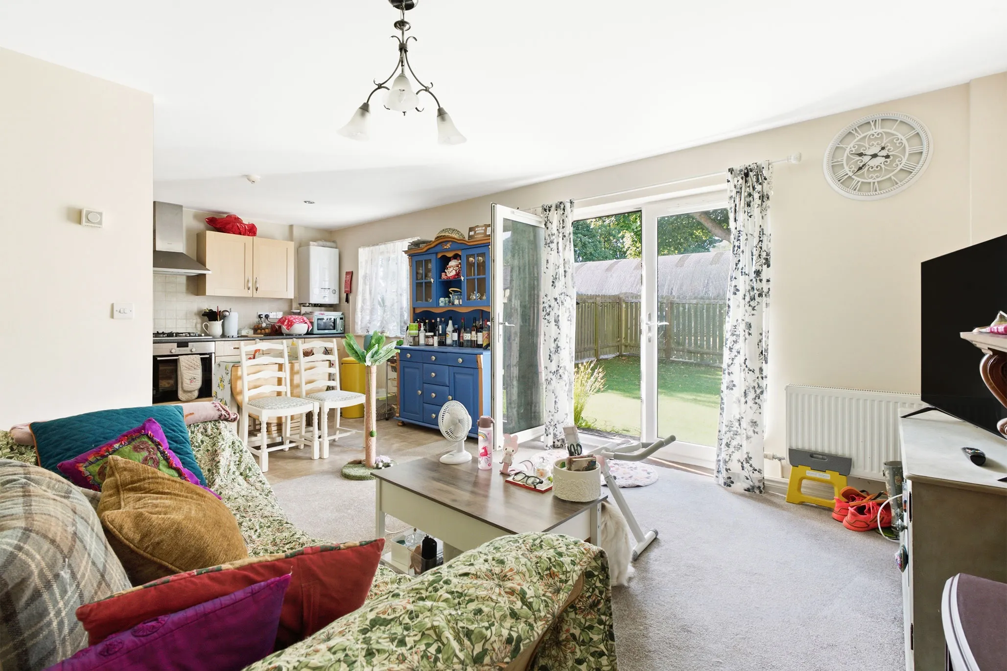 1 Auldyn Court, Ramsey. - Photo 4 of 5