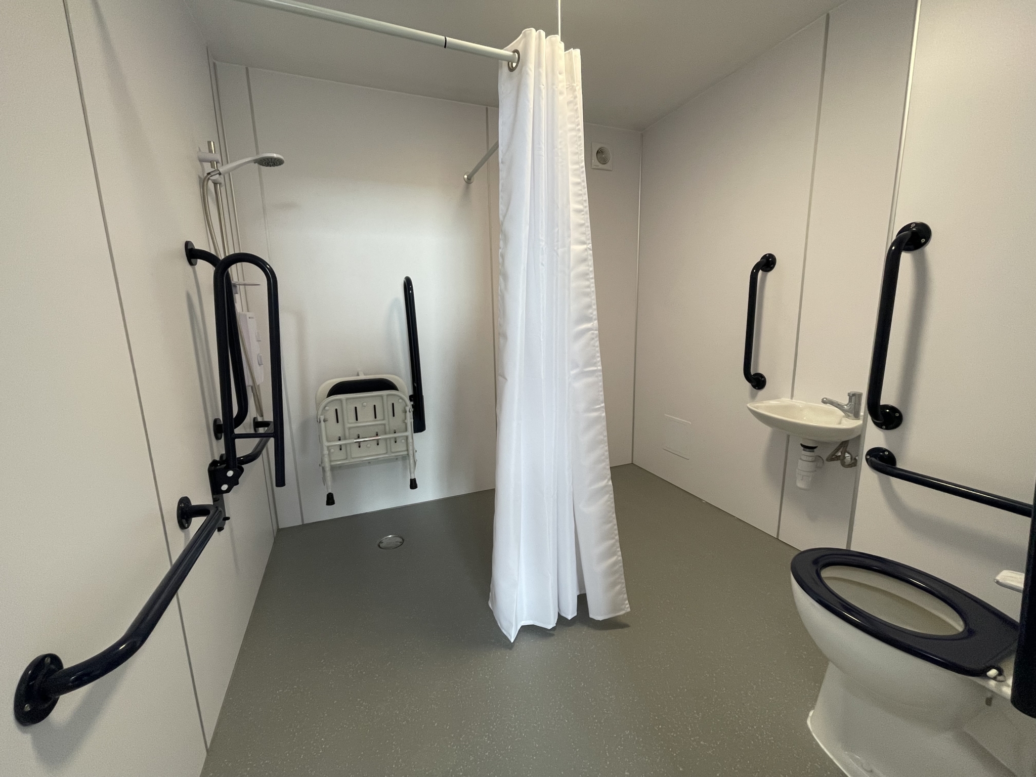 Unit F3, Eden Business Park, Braddan. - Photo 5 of 6