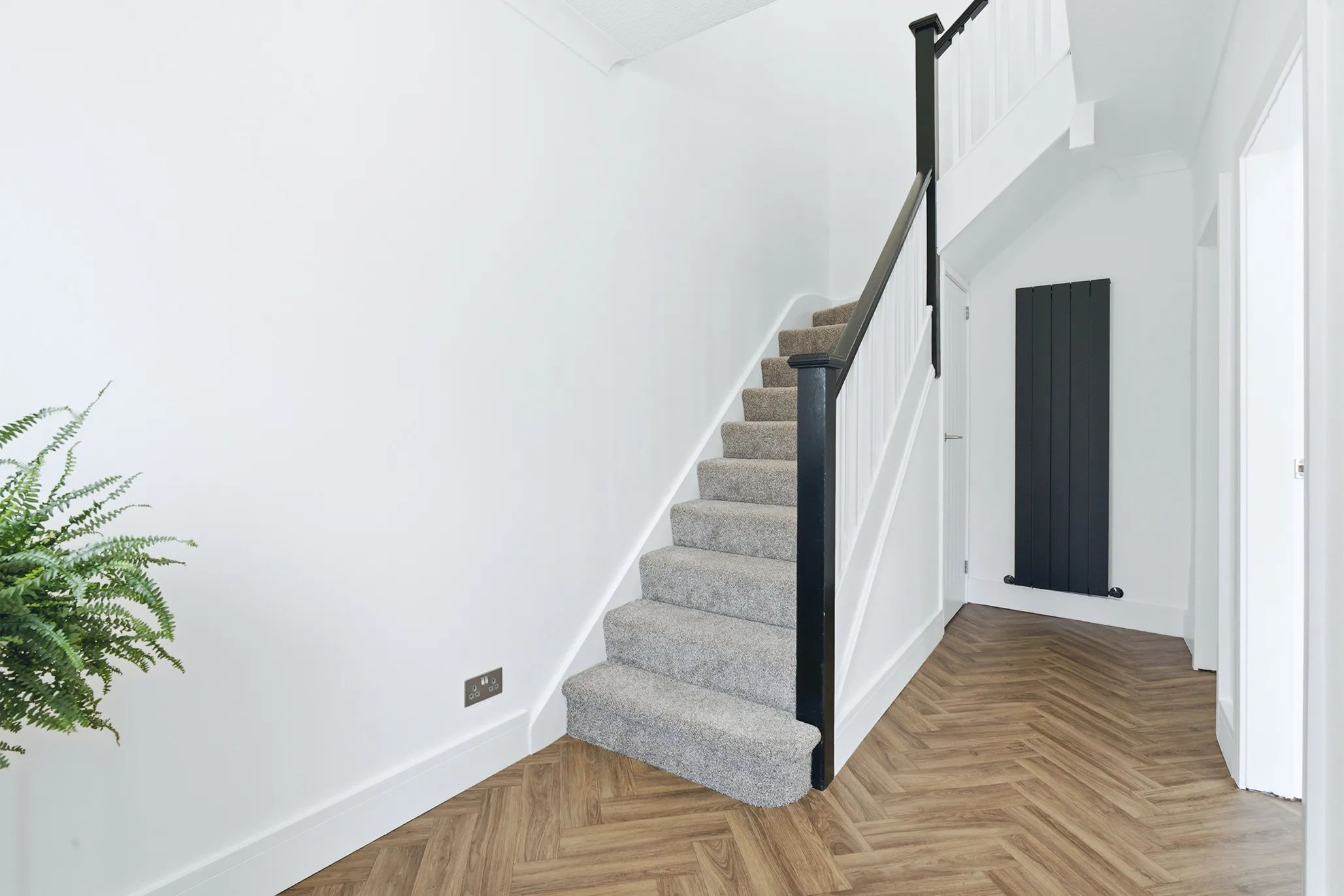 23 The Crescent, Douglas. - Photo 4 of 5