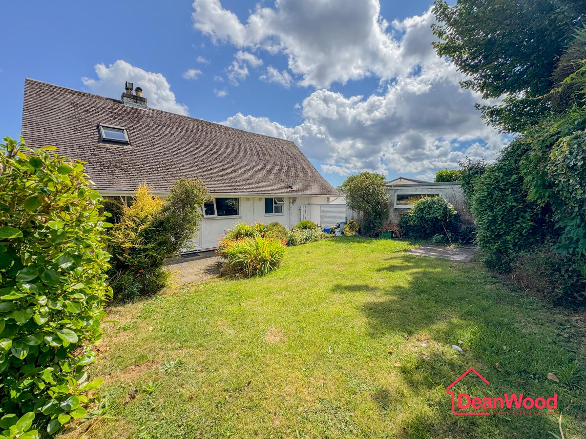 6, Birch Hill Grove, Onchan, Isle Of Man. - Photo 3 of 32