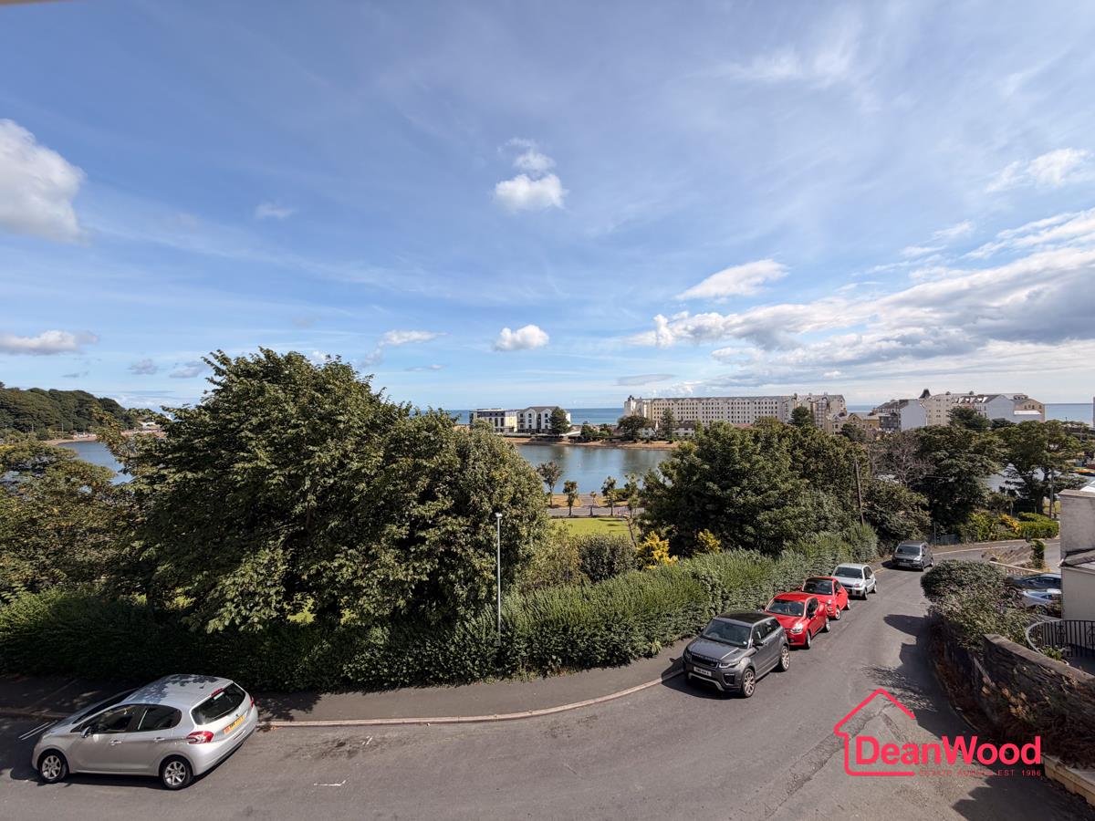 Flat 3, 4 Windsor Mount, Ramsey, Isle Of Man. - Photo 2 of 12