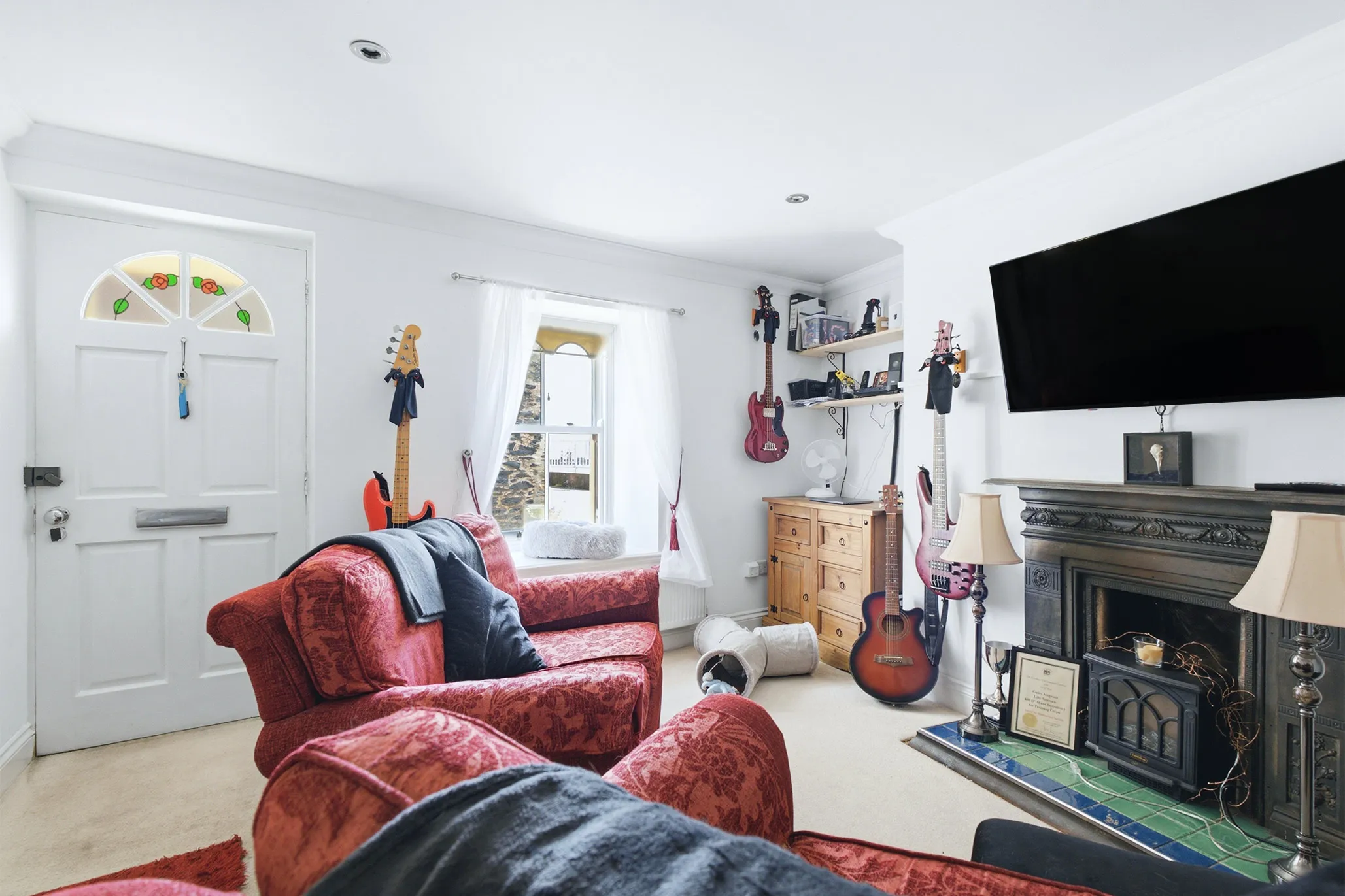 Bumblebee Cottage, 3 Mona Street, Ramsey. - Photo 4 of 5