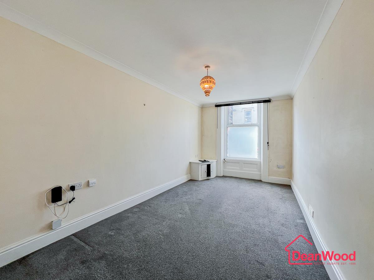 Apartment 2, 17 Demesne Road, Douglas, Isle of Man. - Photo 3 of 12