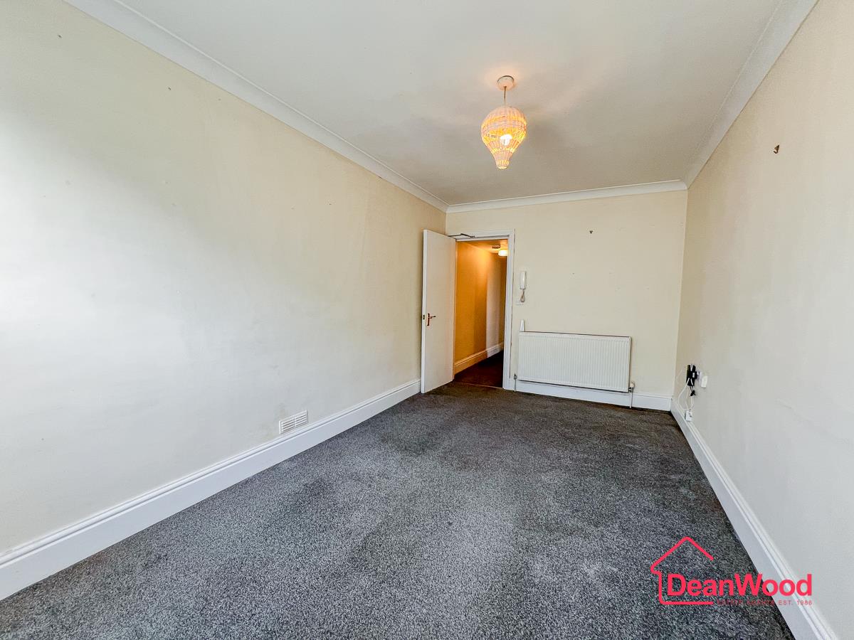 Apartment 2, 17 Demesne Road, Douglas, Isle of Man. - Photo 5 of 12