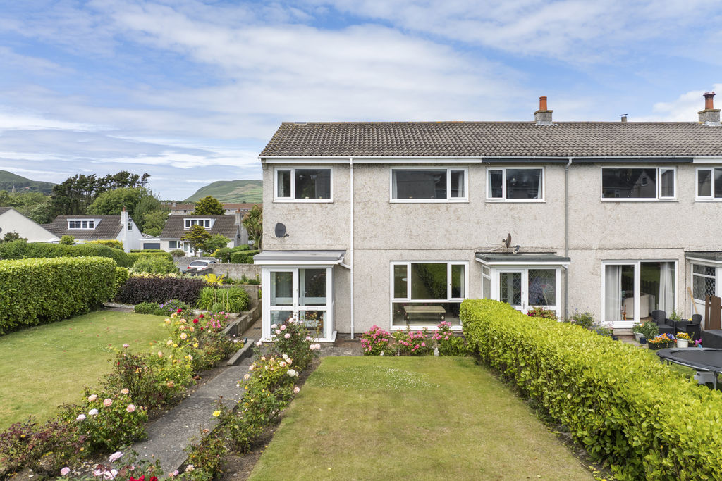 1 Athol Court, Port Erin IM9 6EJ. — Photo 1 of 22