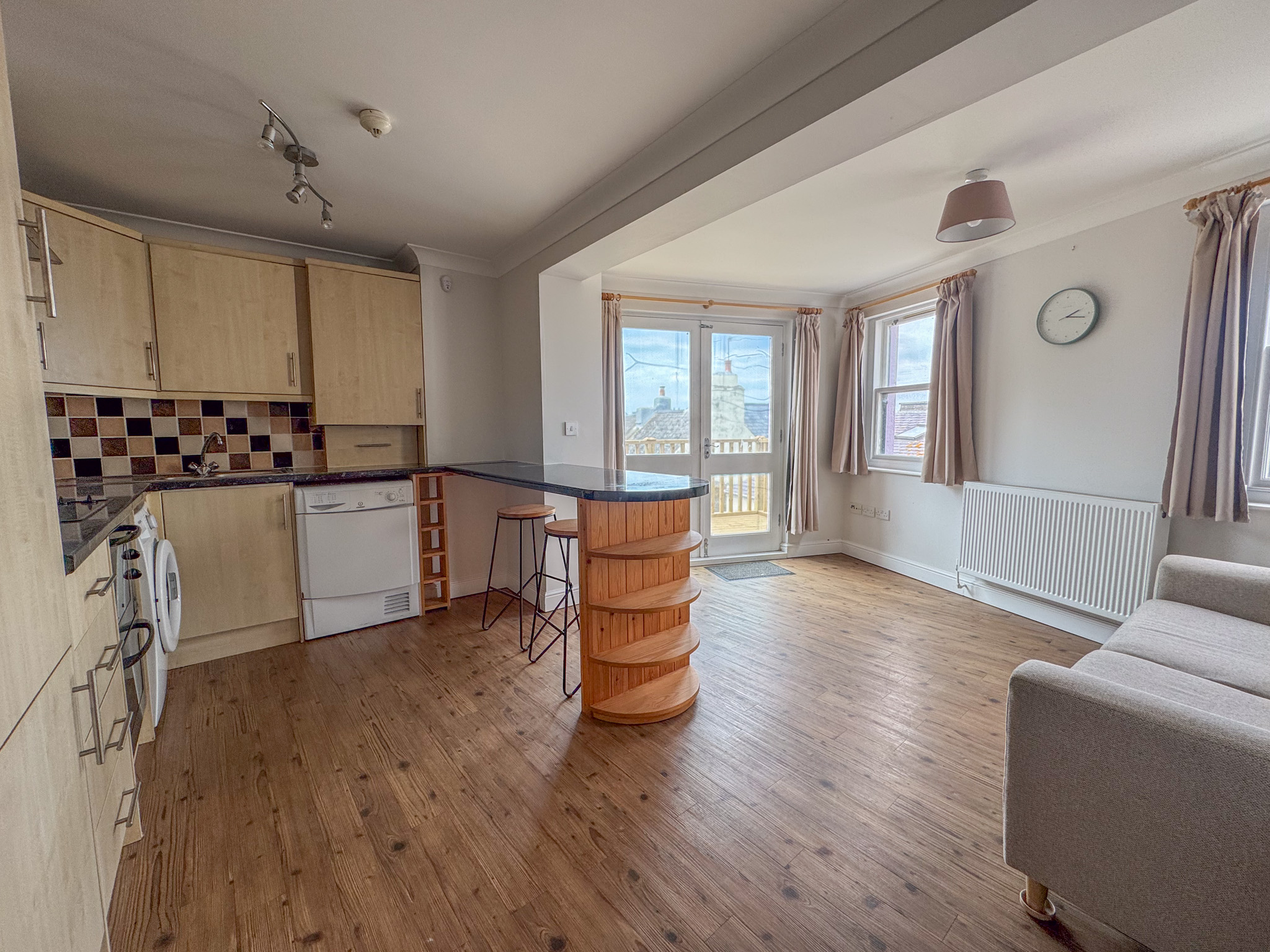 Apartment 1, Powell House, Peel. - Photo 3 of 14