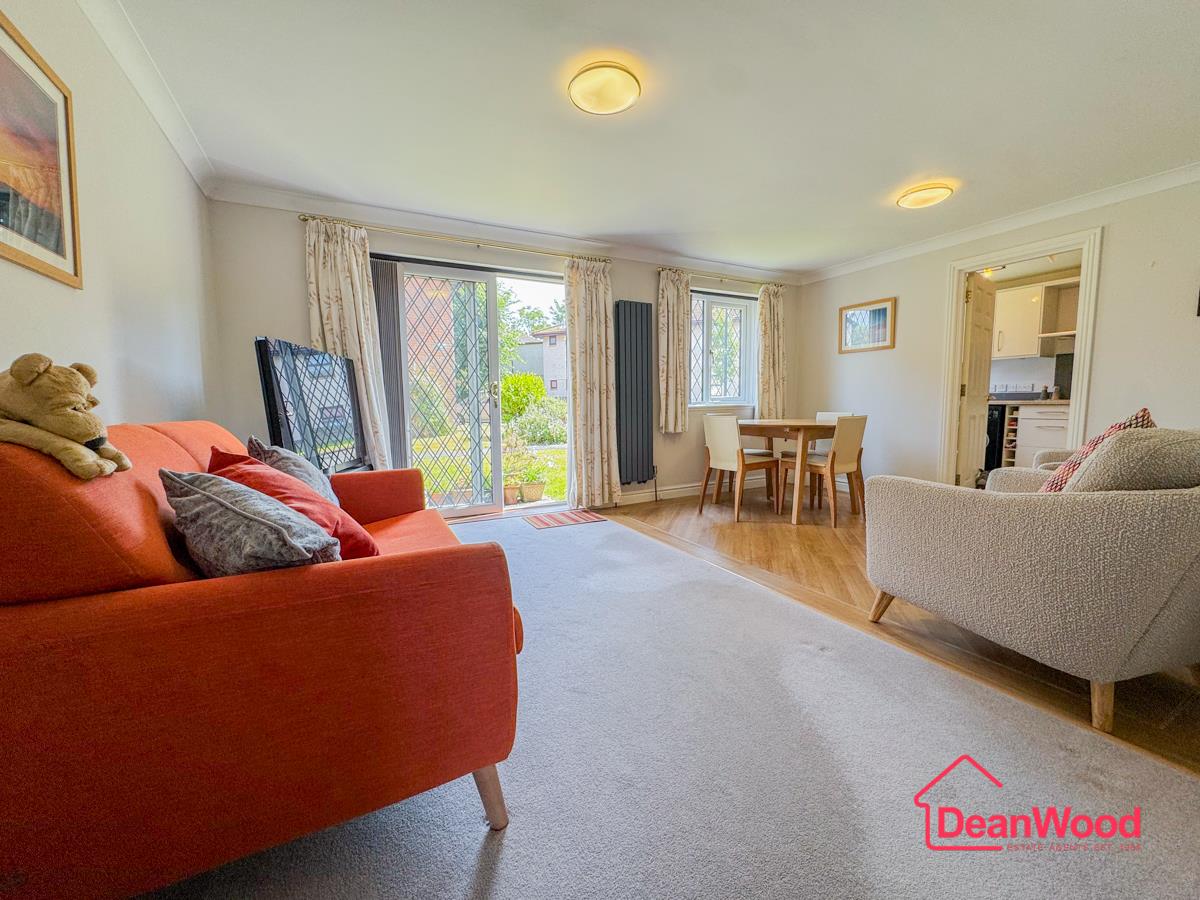 1, Chester Mews, The Paddocks, Ballasalla. - Photo 4 of 23