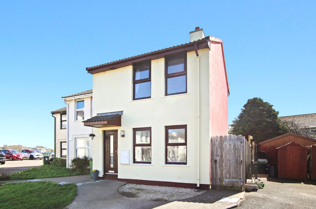 50 Magher Chirrym, Ponyfields, Port Erin IM9 6DB. — Photo 1 of 28