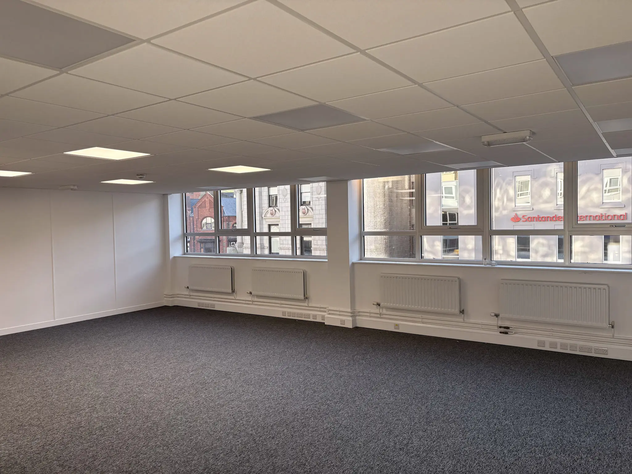 Various Office Suites, Victory House, Douglas. - Photo 2 of 6