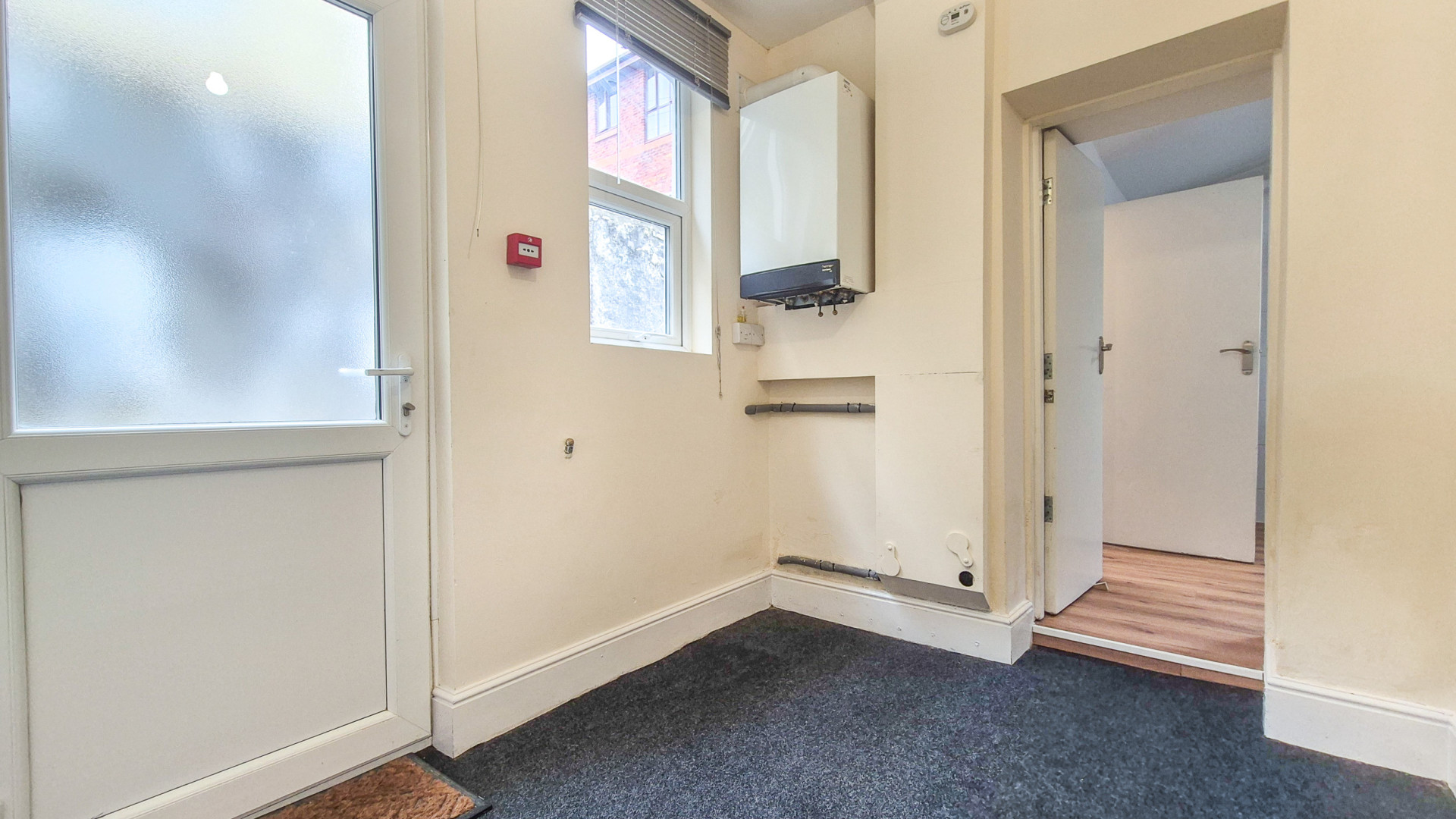 Apt. 1, 28 Murrays Road, Douglas, IM2 3HP. - Photo 2 of 13