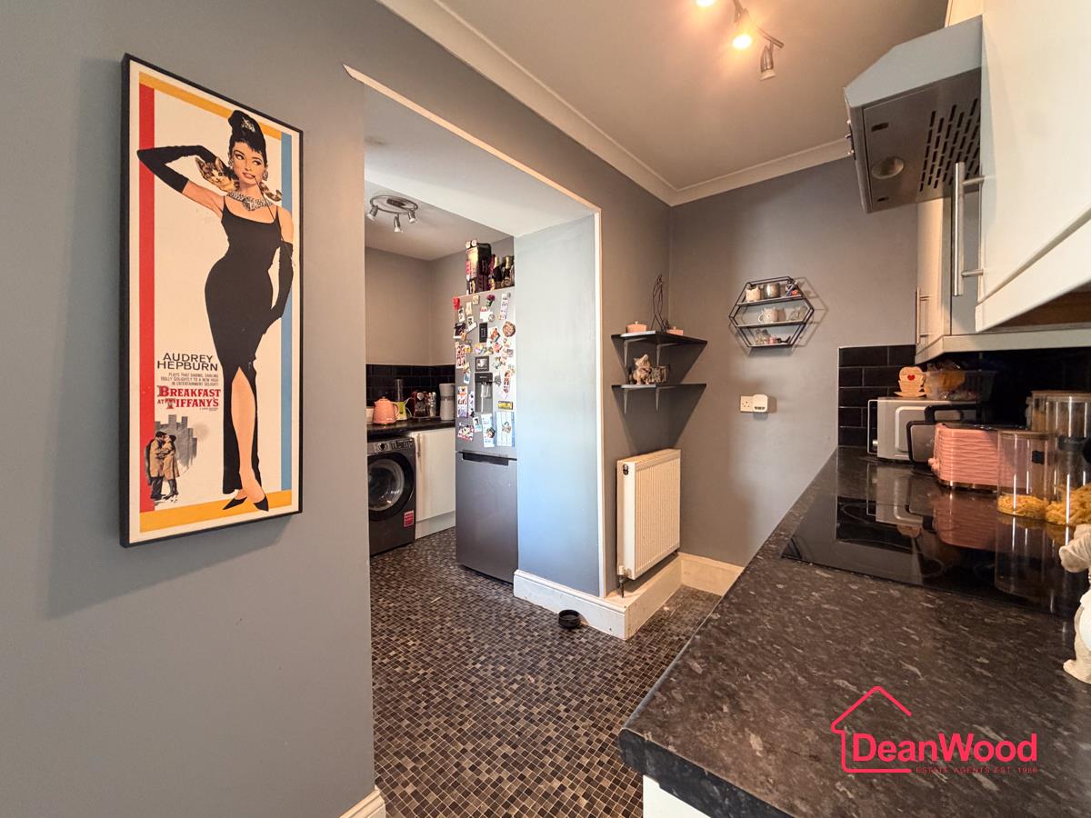 8 Peveril Terrace, Douglas. - Photo 5 of 13