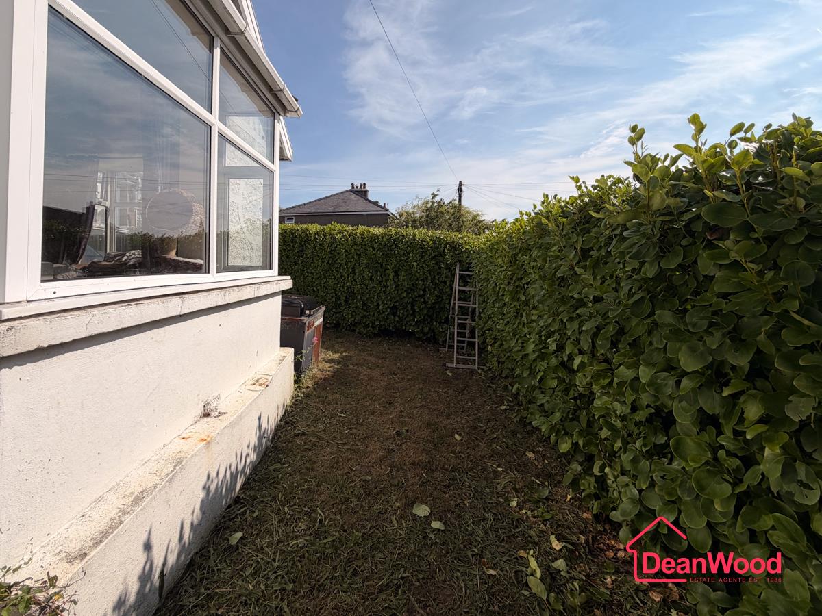 17 Auburn Road, Onchan. - Photo 4 of 17