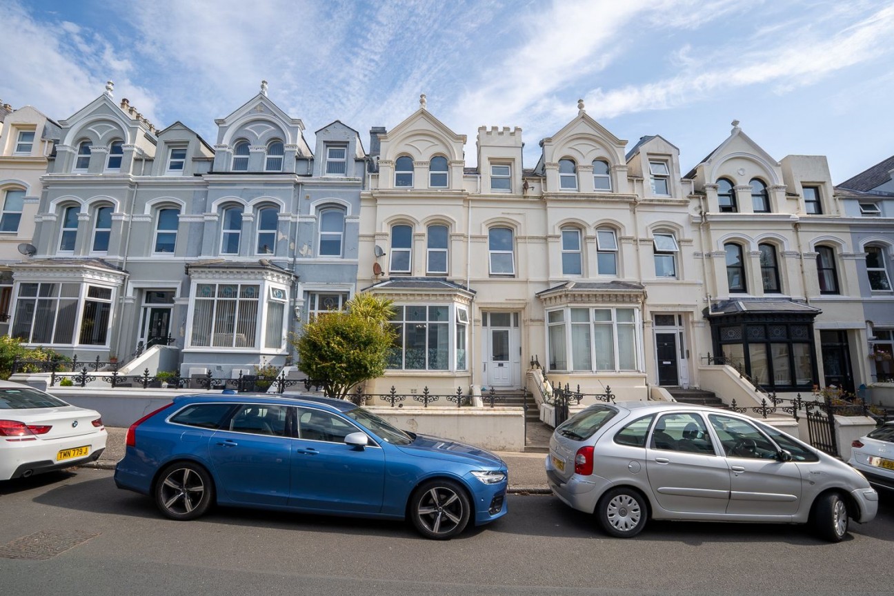Flat 1, 12 Murrays Road, IM2 3HT, Douglas. - Photo 1 of 17