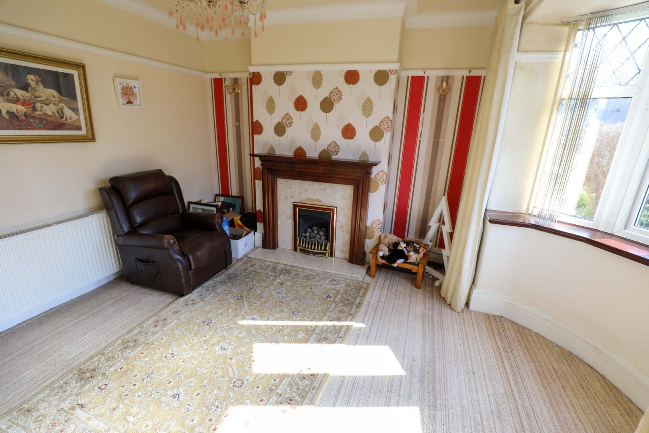9, Highcroft Avenue, Douglas, IM2 5BW. - Photo 4 of 15