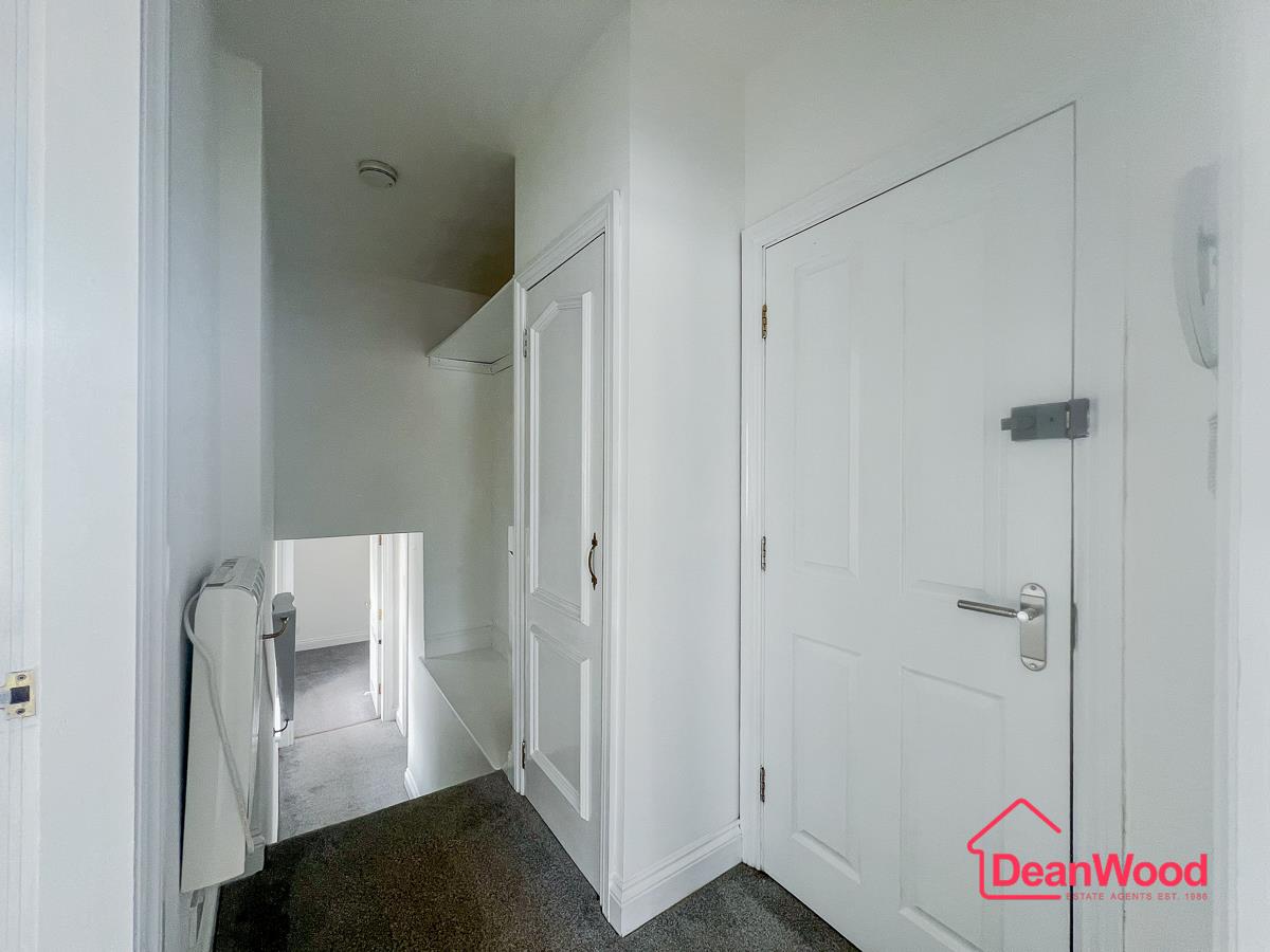 Apartment 3, 7 Demesne Road, Douglas, Isle Of Man. - Photo 4 of 16