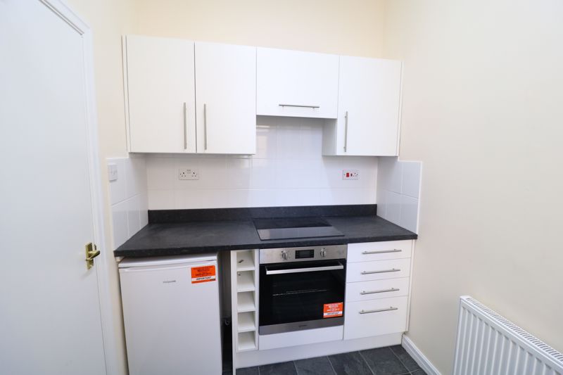 8 Princes Road, Douglas IM2 4HG. - Photo 2 of 11