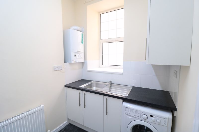 8 Princes Road, Douglas IM2 4HG. - Photo 5 of 11