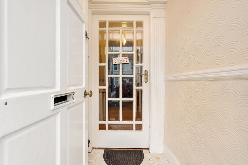 20 Farrant Street, Douglas IM2 3HG. — Photo 2 of 22