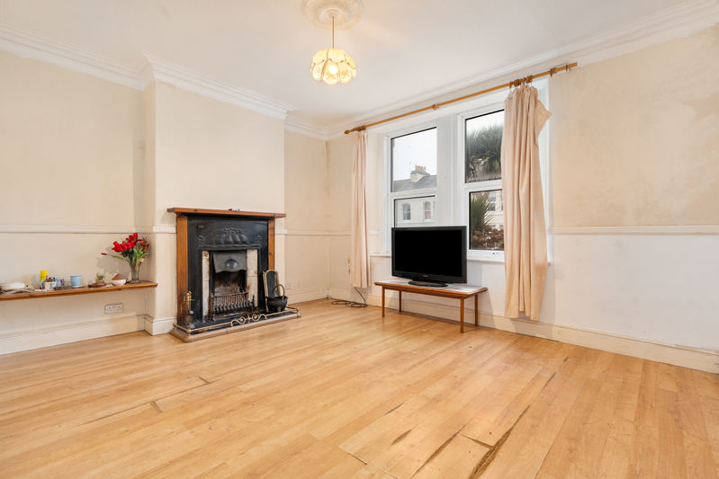 20 Farrant Street, Douglas IM2 3HG. — Photo 4 of 22