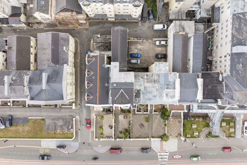 Flat 6, Palm Court, Derby Terrrace, Douglas IM2 4LN. — Photo 3 of 20