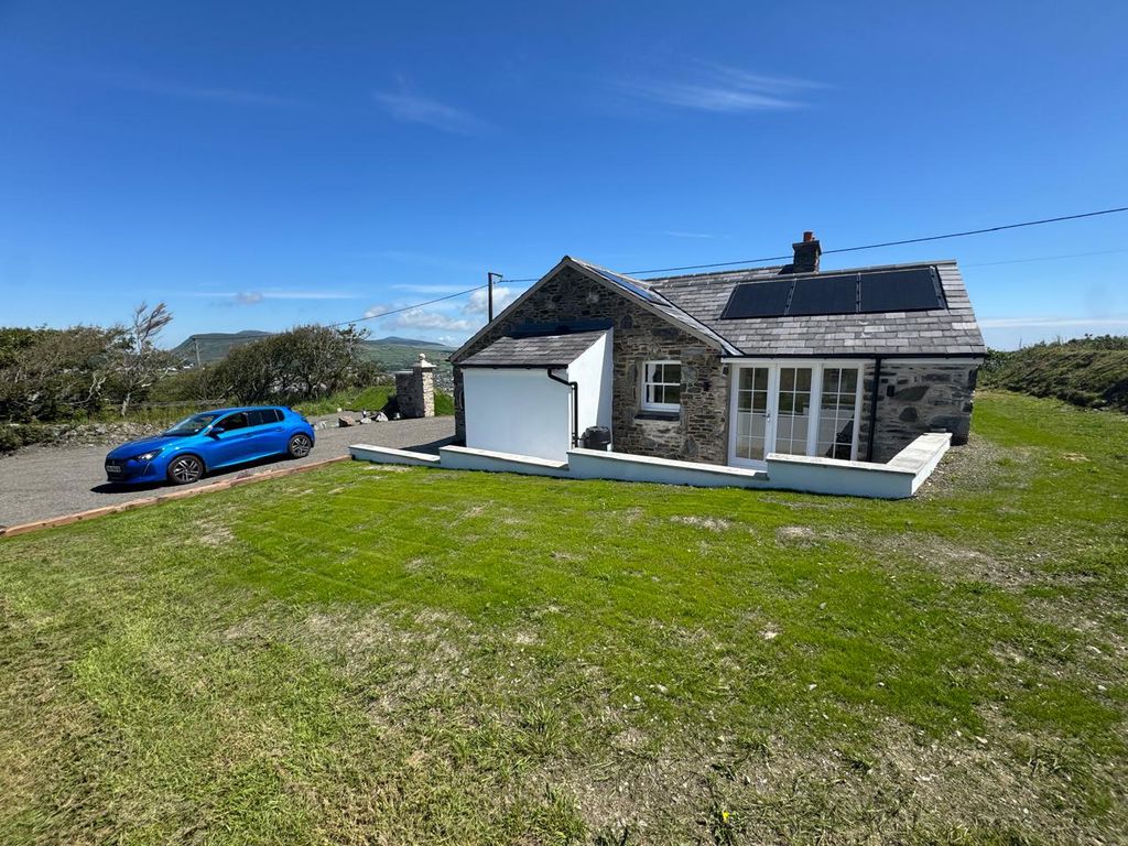 Balnahowe Road, Port Erin IM9 6JF. — Photo 4 of 28