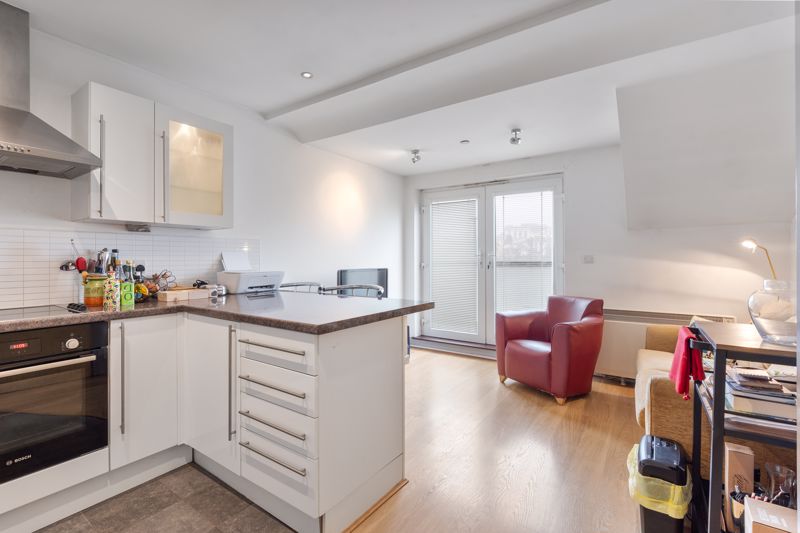 13 Riverside Apartments Old Castletown Road, Douglas IM1 5AN, Castletown. — Photo 3 of 16