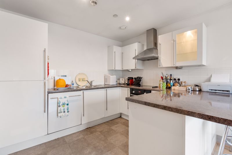 13 Riverside Apartments Old Castletown Road, Douglas IM1 5AN, Castletown. — Photo 5 of 16