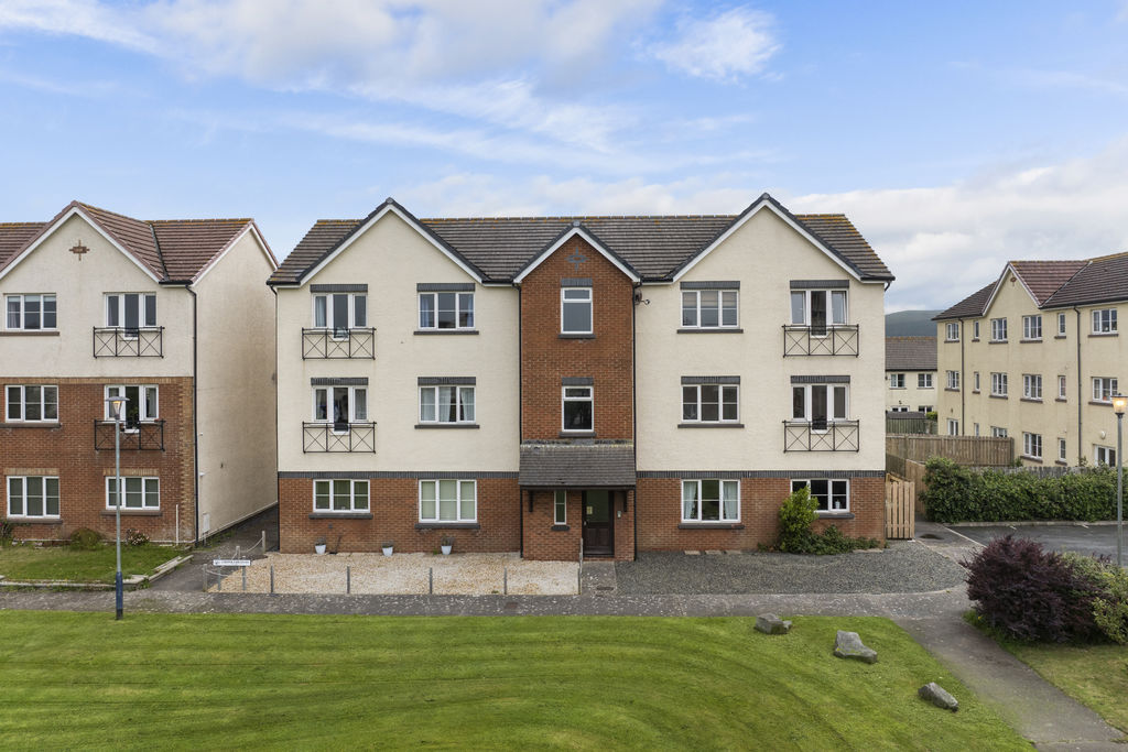 10 Cronk Lheanag Ballawattleworth, Peel IM5 1XA. — Photo 1 of 14