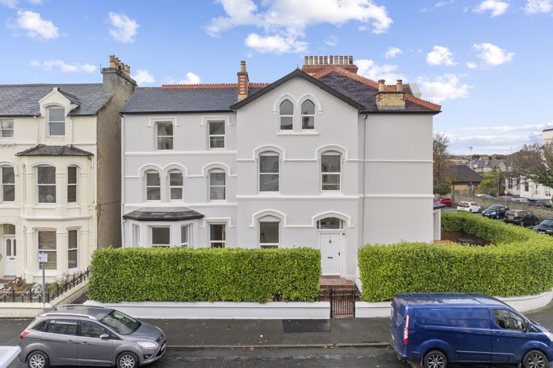 Flat 2, 8 Raphael Road, Douglas IM1 3EH. — Photo 1 of 22