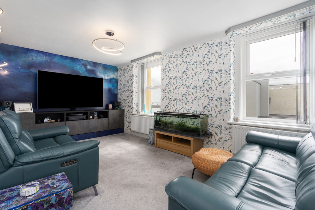 Flat 19/20 Isle of Alanis, Mooragh Promenade, Ramsey IM8 3AJ. — Photo 5 of 21