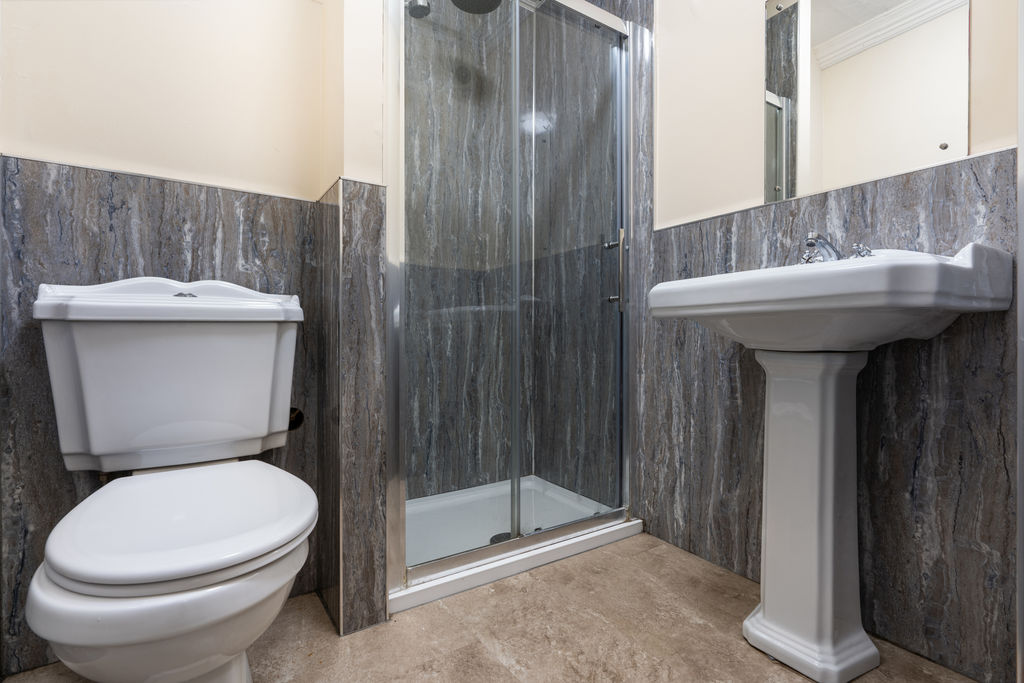 Flat 1, 11 Windsor Road, Douglas IM1 3LD. — Photo 5 of 14