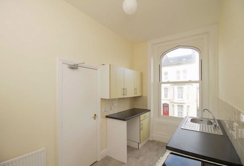 Flat 2, 57 Bucks Road, Douglas IM1 3EE. — Photo 4 of 10