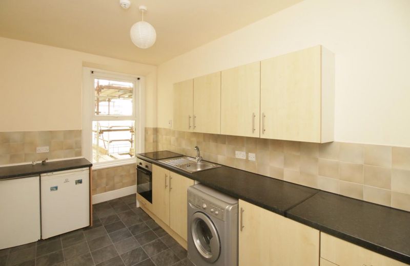 Flat 3, 57 Bucks Road, Douglas IM1 3EE. — Photo 5 of 14
