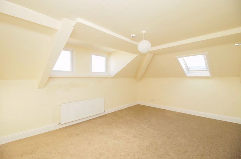 Flat 4, 57 Bucks Road, Douglas IM1 3EE. — Photo 2 of 15
