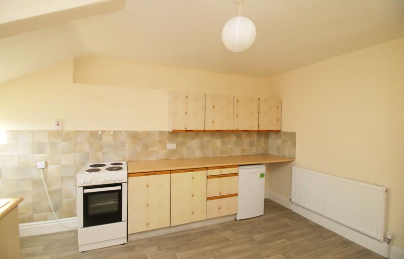 Flat 4, 57 Bucks Road, Douglas IM1 3EE. — Photo 4 of 15