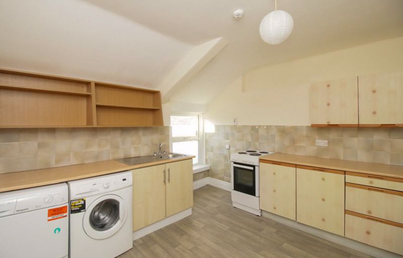 Flat 4, 57 Bucks Road, Douglas IM1 3EE. — Photo 5 of 15