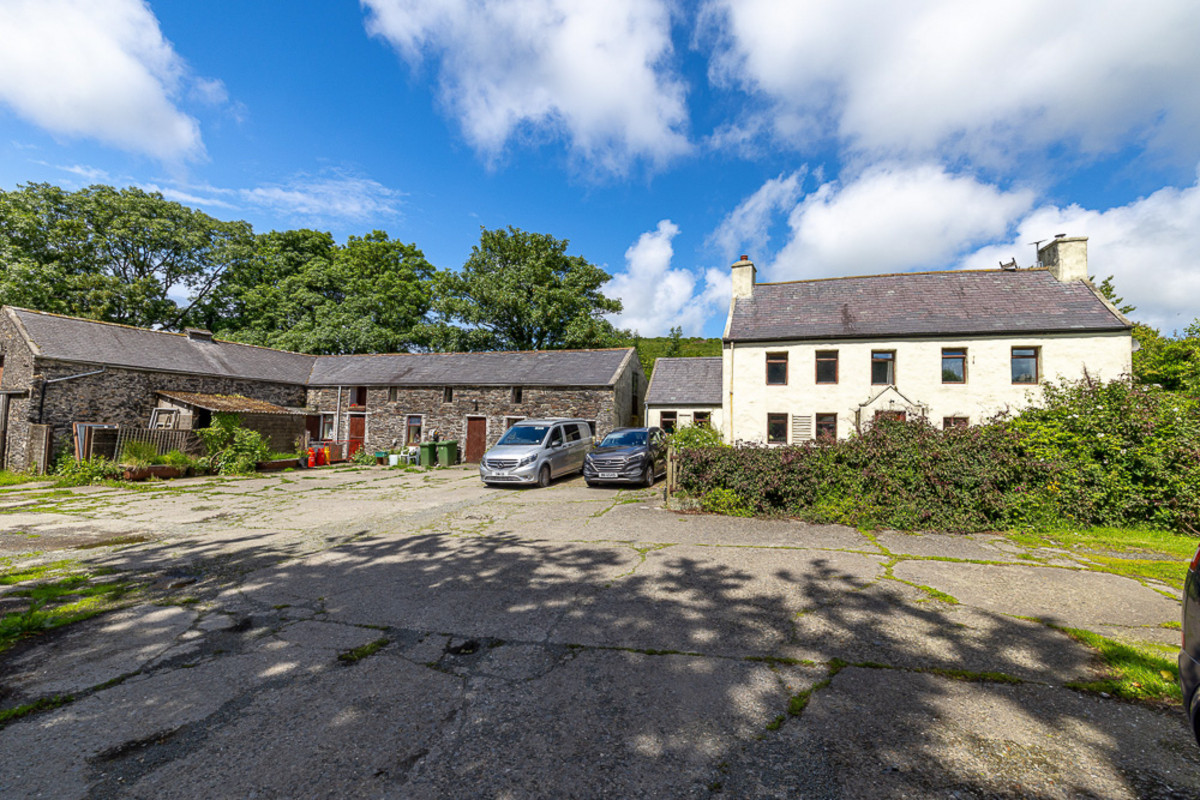 Peel Road, Isle Of Man, IM4 3, Peel. — Photo 2 of 40