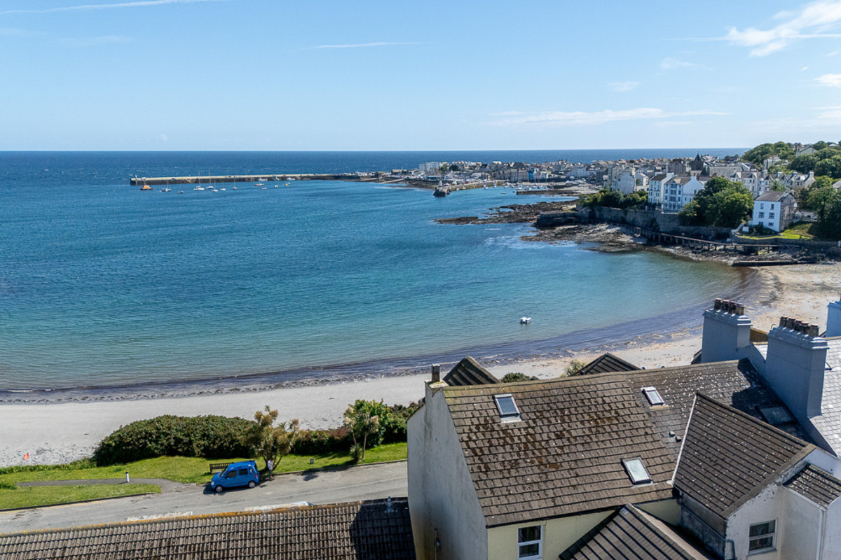 The Promenade, Isle Of Man, IM9 5, Port St Mary. — Photo 2 of 29