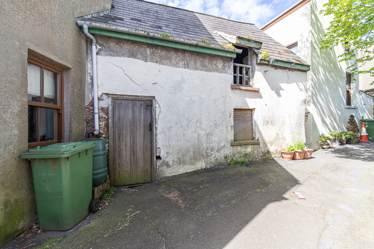Church Lane, Isle Of Man, IM5 1, Peel. — Photo 3 of 38