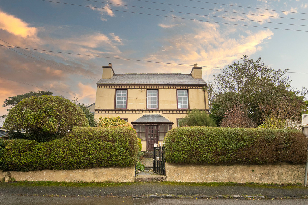 Church Road, Isle Of Man, IM7 1, Ramsey. — Photo 1 of 30