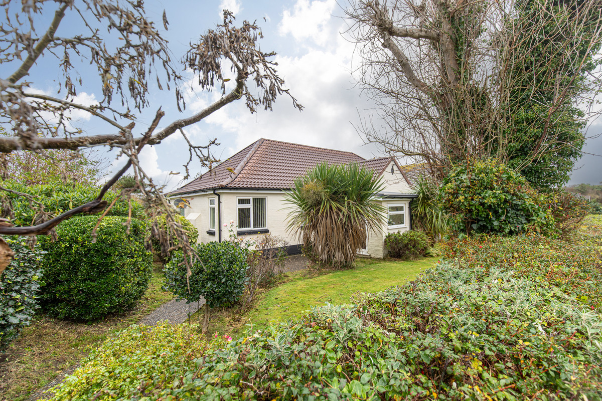 Cooil Avenue, Isle Of Man, IM6 1, Kirk Michael. — Photo 1 of 33