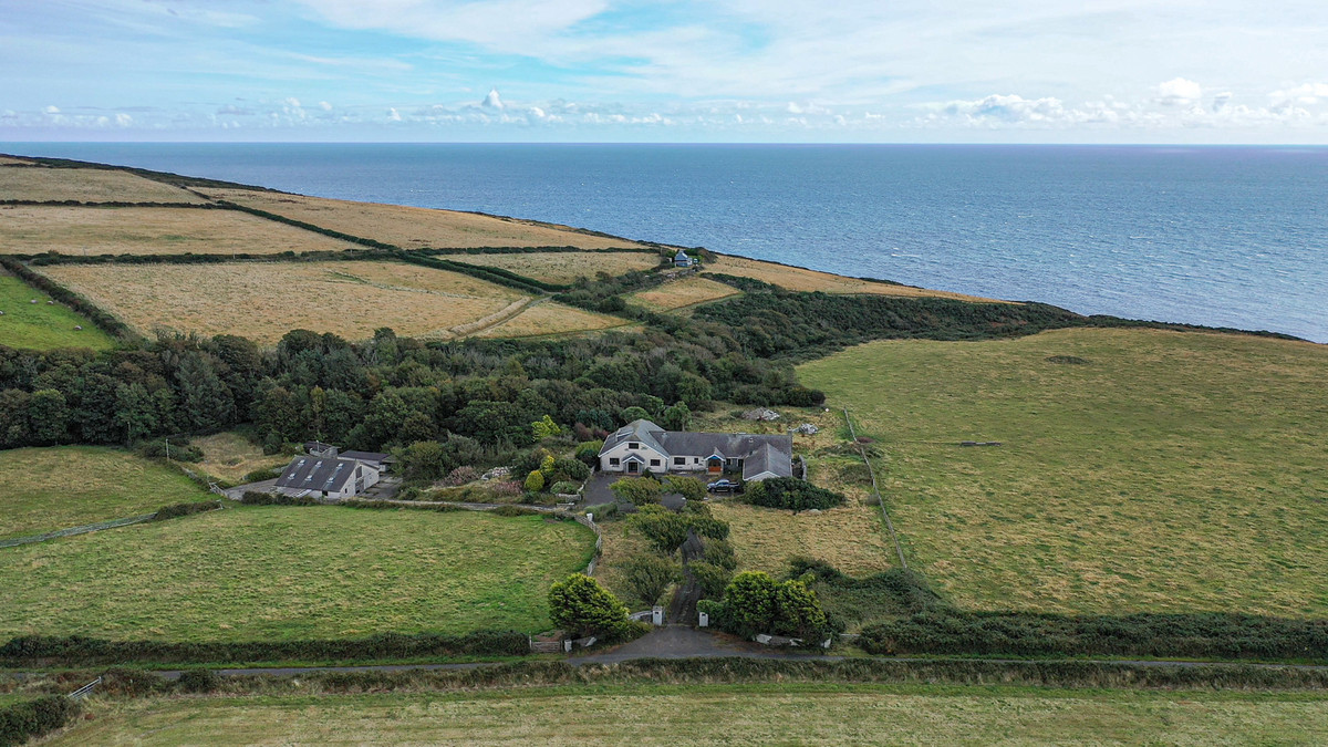 Ballamenagh Road, Isle Of Man, IM4 6, Onchan. — Photo 1 of 34