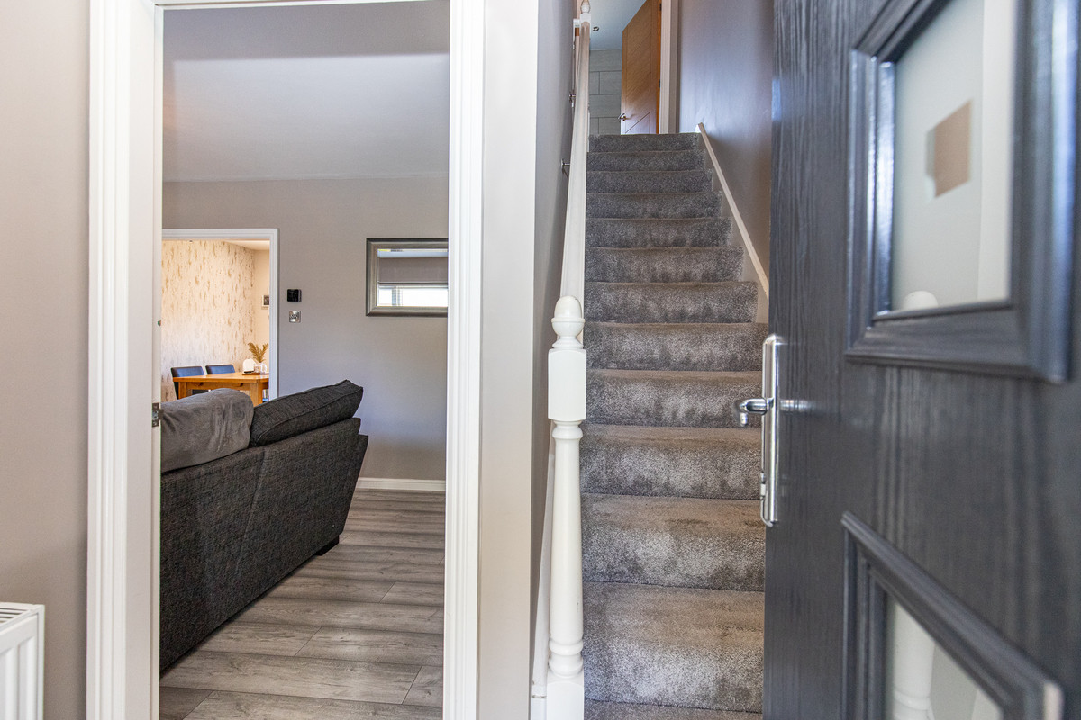 Lakeside Road, Isle Of Man, IM2 7, Onchan. — Photo 2 of 28